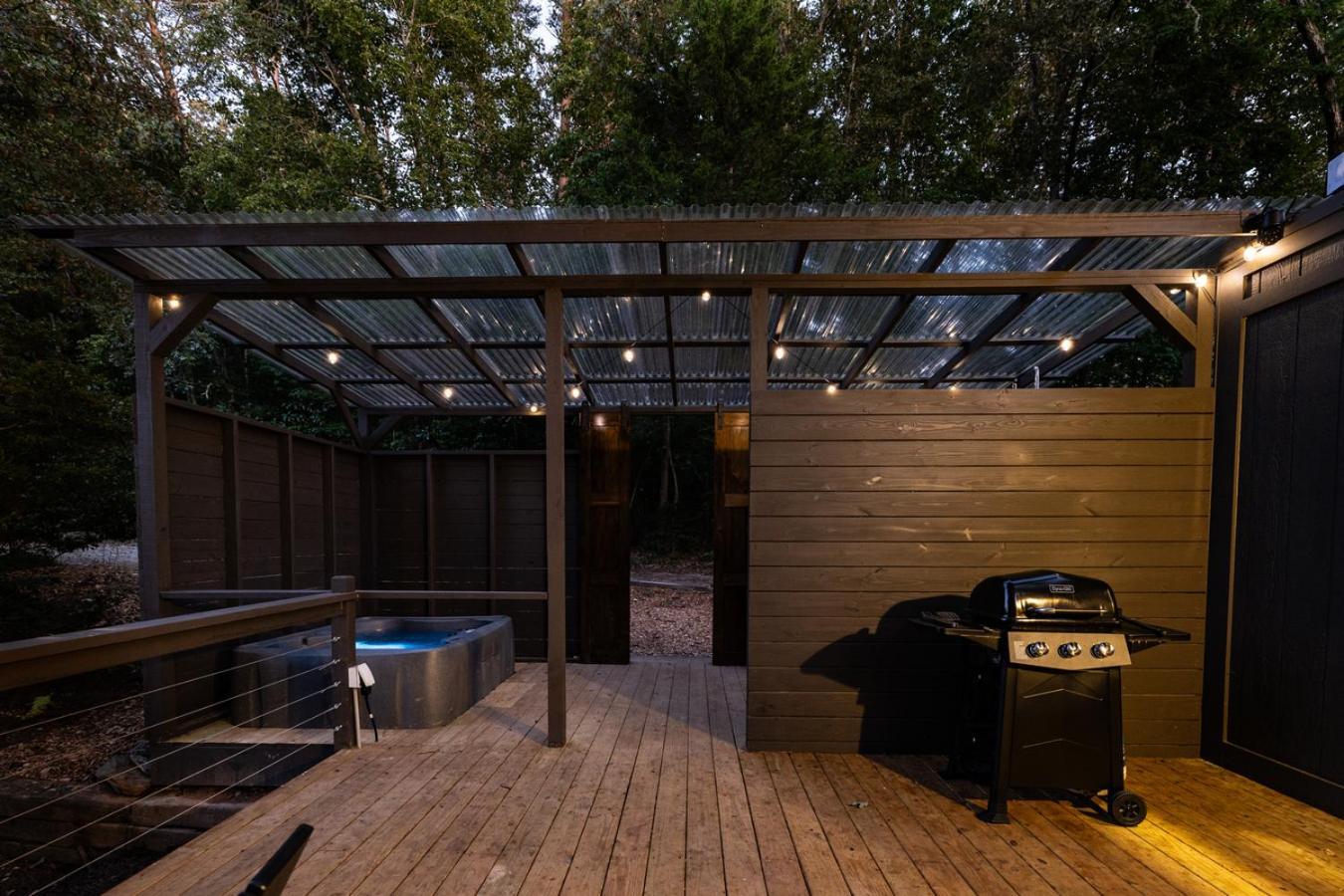 Couples Retreat: King Bed:Hot Tub:Firepit & More Blue Ridge Exterior photo